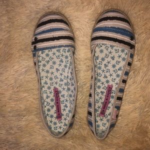 Only worn a couple of times